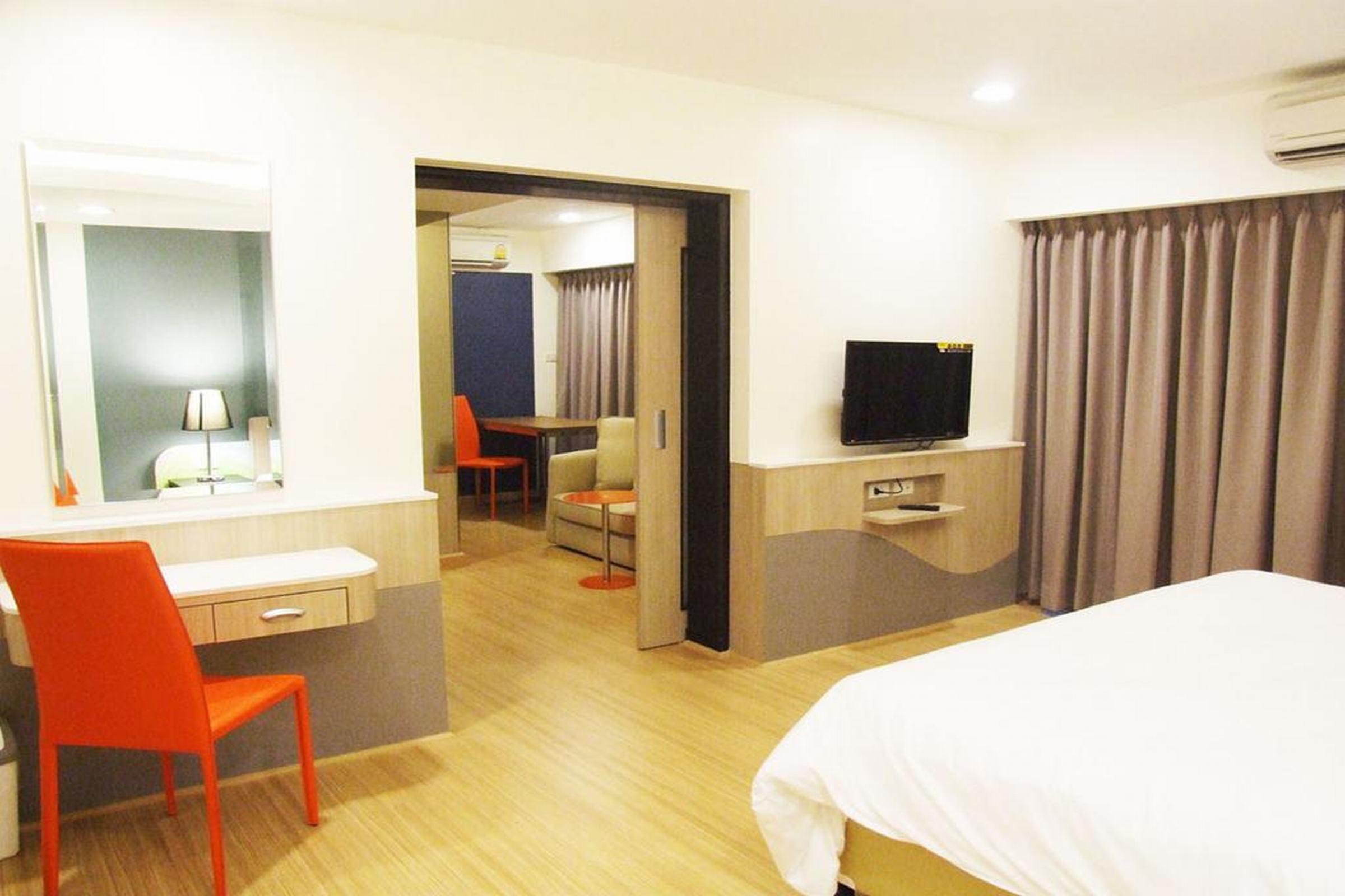 Grand Tower Inn Sathorn Hotel Μπανγκόκ Εξωτερικό φωτογραφία