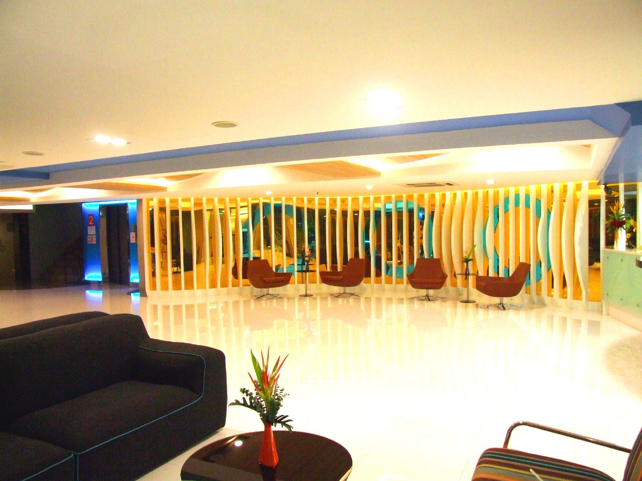 Grand Tower Inn Sathorn Hotel Μπανγκόκ Εξωτερικό φωτογραφία