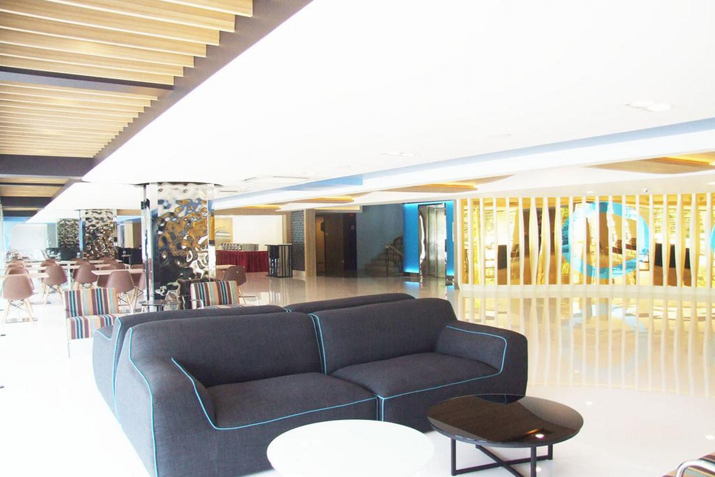 Grand Tower Inn Sathorn Hotel Μπανγκόκ Εξωτερικό φωτογραφία
