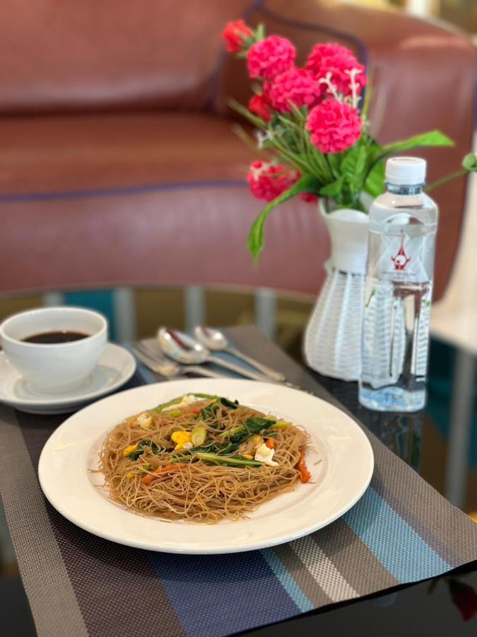 Grand Tower Inn Sathorn Hotel Μπανγκόκ Εξωτερικό φωτογραφία