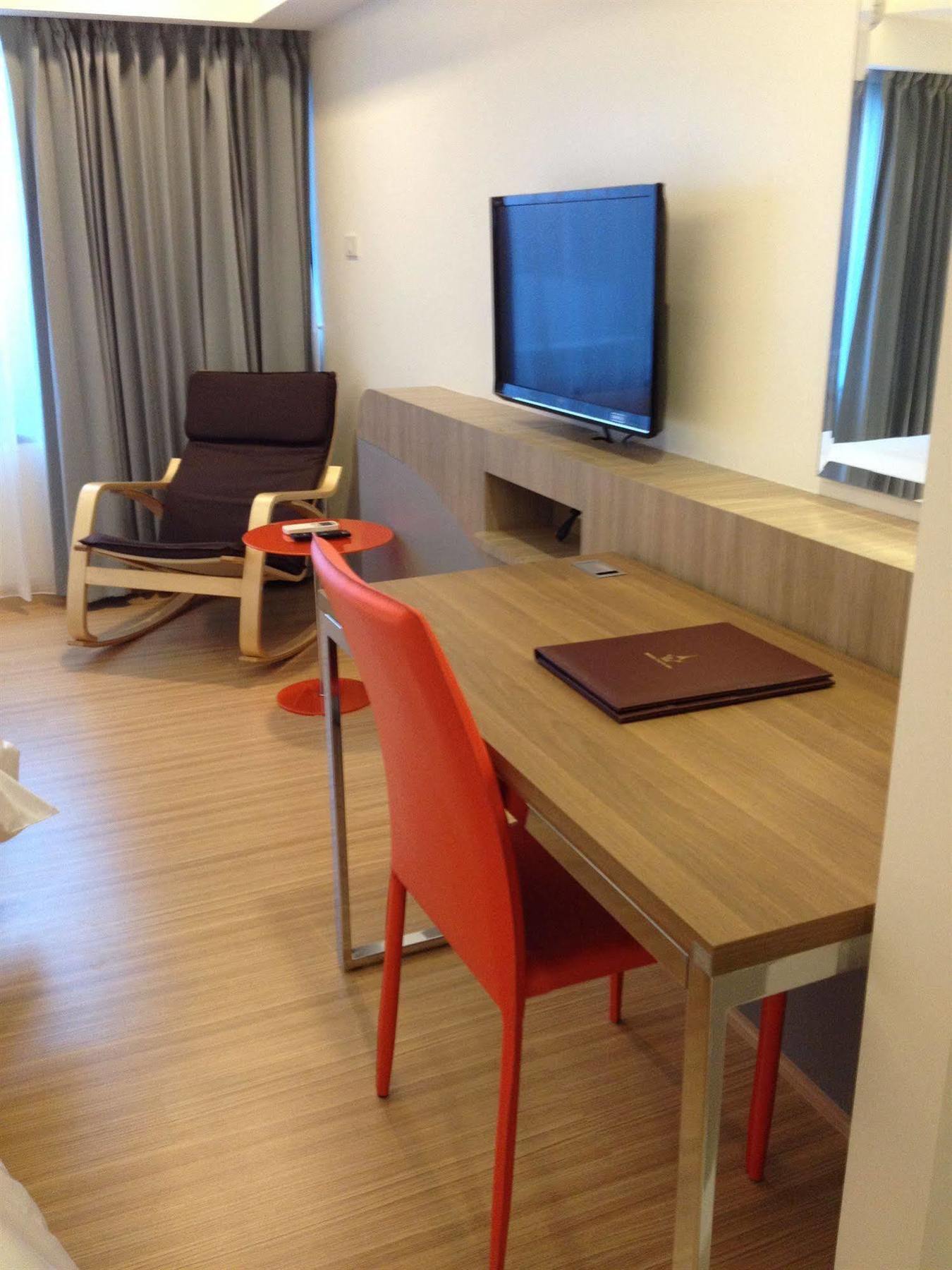 Grand Tower Inn Sathorn Hotel Μπανγκόκ Εξωτερικό φωτογραφία